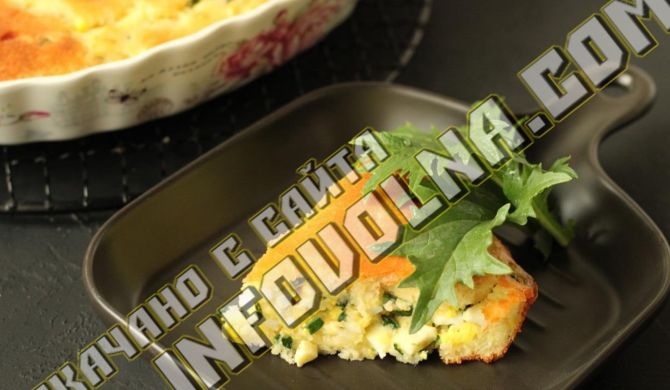 Дрожжевой заливной пирог с яйцами и зеленым луком рецепт
