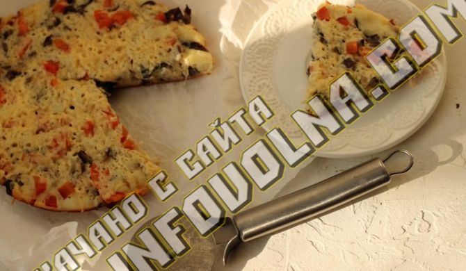 Открытый пирог с грибами, помидорами и сыром на сковороде рецепт