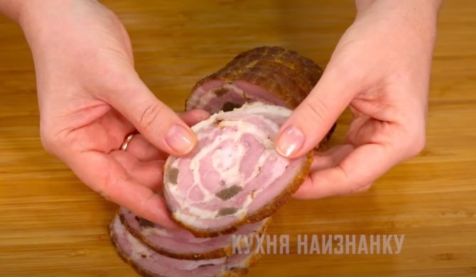 Домашний мясной рулет из свинины в фольге в духовке рецепт