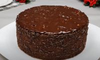 Шоколадный торт Кукис с карамелью и арахисом
