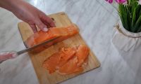 Как солить красную рыбу в соли в домашних условиях