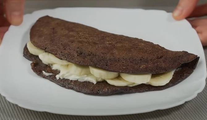 ПП шоколадный овсяноблин с начинкой из банана рецепт