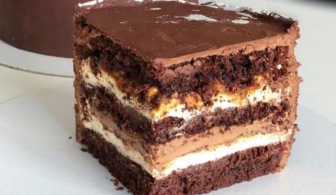 Шоколадный торт Сникерс с кремом чиз и карамелью рецепт