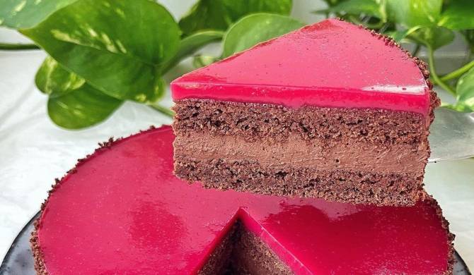 Шоколадный кето торт с ягодным желе рецепт