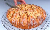 Творожный пирог Шарлотка с яблоками в духовке