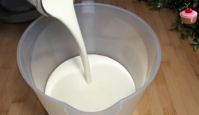 Видео Как из молока и масла сделать сливки жирные в домашних условиях рецепт