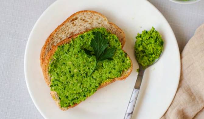 Закуска Паштет из зеленого горошка рецепт