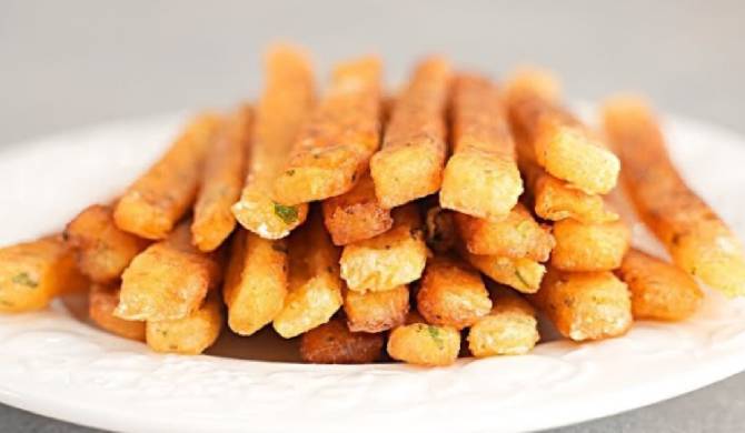 Хрустящие картофельные палочки с сыром на сковороде рецепт