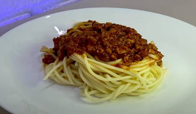 Спагетти с соусом болоньезе рецепт