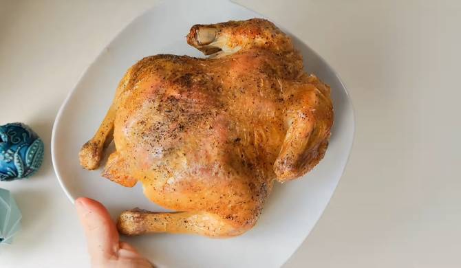 Курица в духовке целиком на соли с хрустящей корочкой рецепт