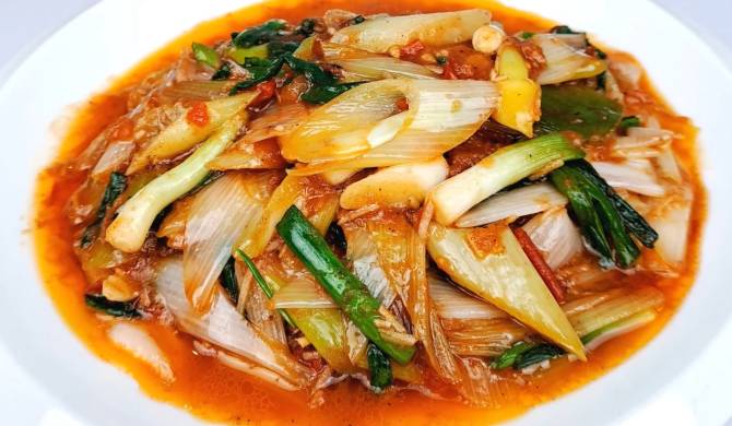 Салат с луком пореем и помидорами по корейски рецепт