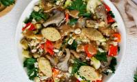 Салат с грибами вешенками, перцем, кабачком и баклажаном