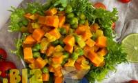 Тушеный Батат с овощами на сковороде