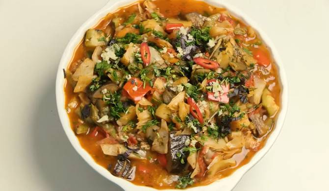 Овощное Рагу Соте из кабачков, баклажанов, картошки и капусты рецепт