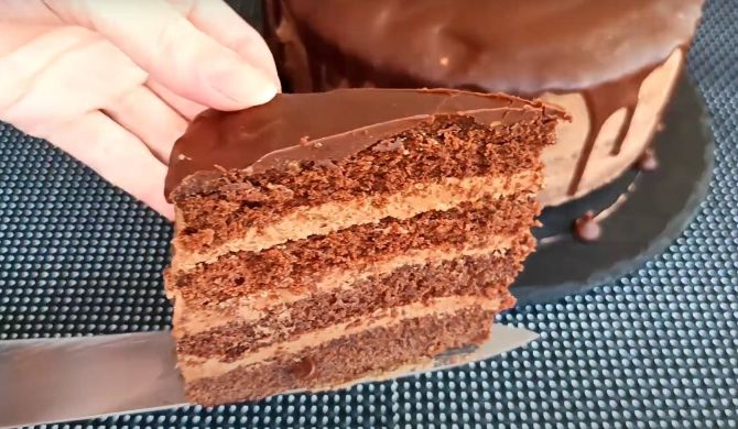 Шоколадный торт с вишней и сгущенкой - рецепт приготовления с фото и видео