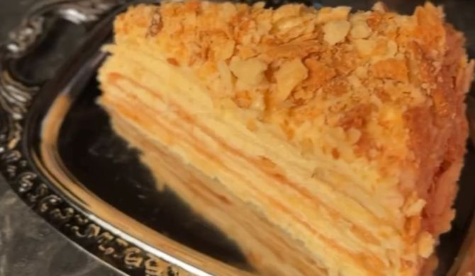 Торт Наполеон с заварной кремом со сгущенкой рецепт