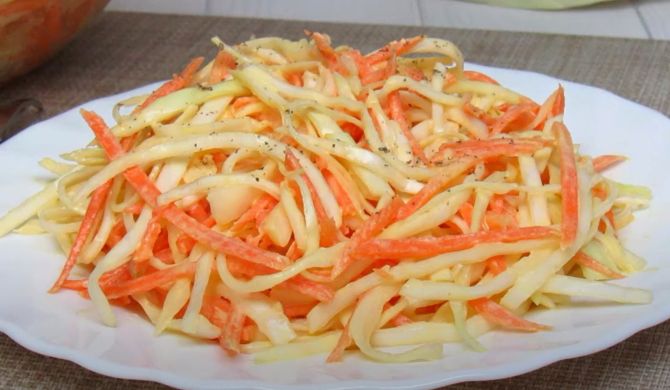 Салат Витаминный из свежей капусты и моркови рецепт