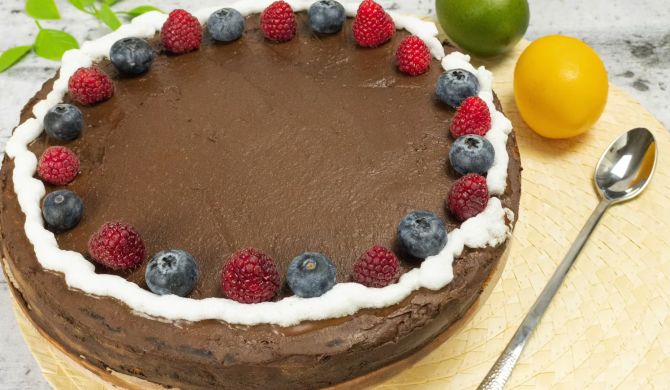Украшение торта шоколадным орнаментом — рецепт с фото и видео
