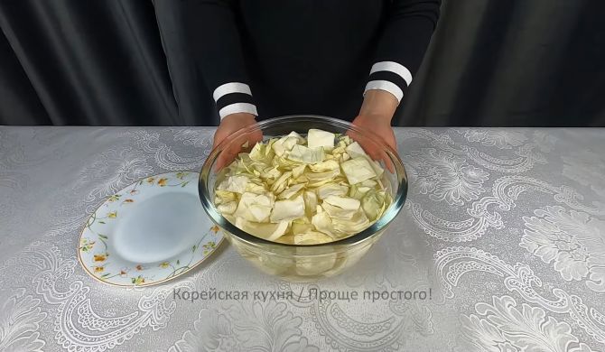 Рецепт Кимчи из белокочанной капусты. Калорийность, химический состав и пищевая ценность.