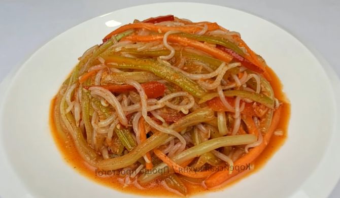 Салат с сельдереем стеблевым и ростками маша по корейски рецепт