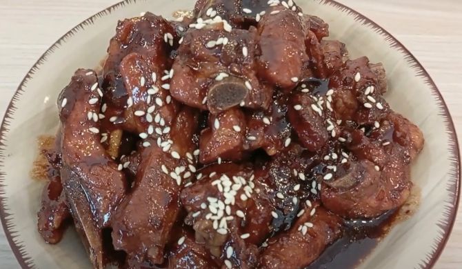 Тушёные Свиные Ребра на сковороде по корейски рецепт