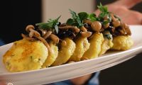 Картофельные котлеты на сковороде с грибами от Ивлева