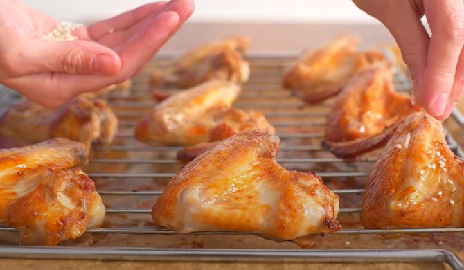Куриные крылышки в медово-соевом соусе в духовке рецепт