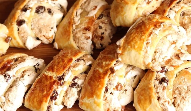 Печенье на сметане с изюмом и грецкими орехами рецепт