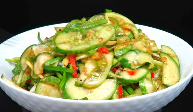 Корейский салат с огурцами и чесноком рецепт