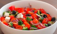 Греческий салат классический с сыром фета