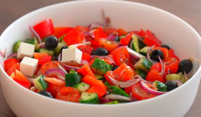 Греческий салат классический с сыром фета рецепт