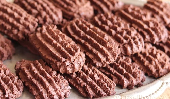 Шоколадное печенье из какао на майонезе рецепт