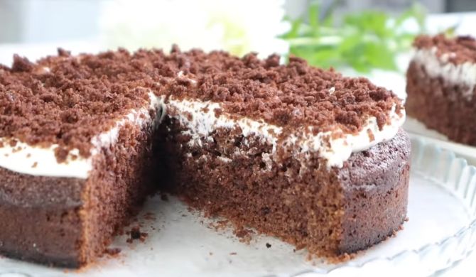 Шоколадный пирог манник на кефире со сметанным кремом рецепт