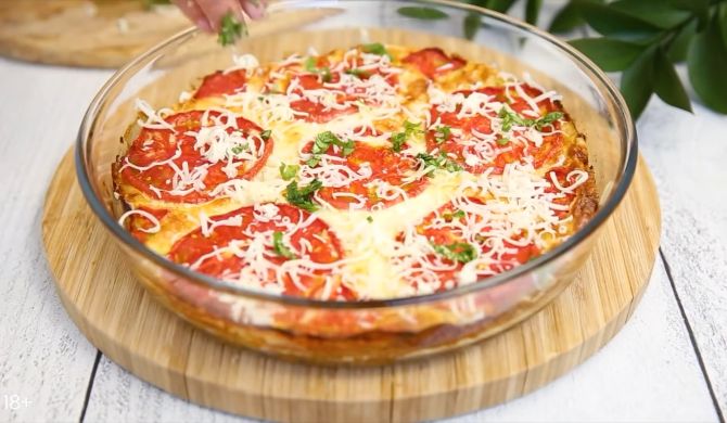 Кабачковая пицца с сыром и помидорами рецепт