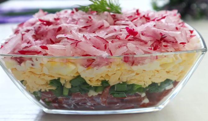 Салат с копченой курицей, сыром и яйцами рецепт – Корейская кухня: Салаты. «Еда»