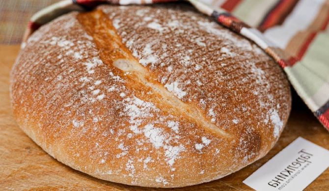 Домашний хлеб на воде, дрожжах и муке рецепт