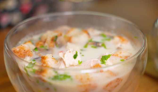 Сырный суп с курицей, грибами и плавленым сыром рецепт