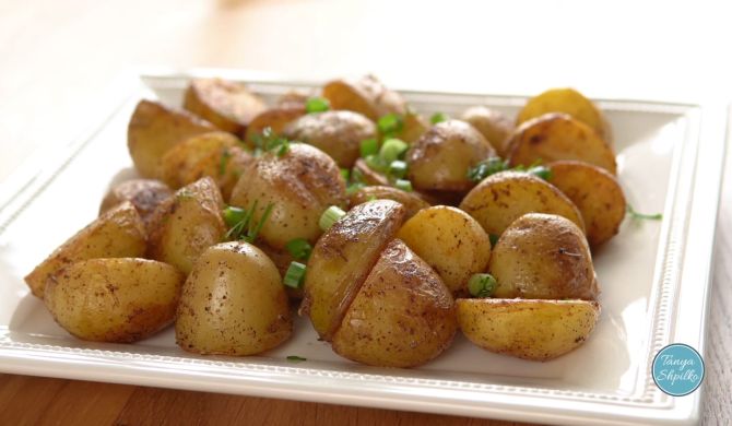 Молодая картошка жареная целиком на сковороде рецепт